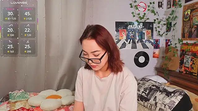 Snapshot of OdetteBiddy chatting on November 25, 2025, 8:09 pm OdetteBiddy online show from November 25, 2025, 8:09 pm