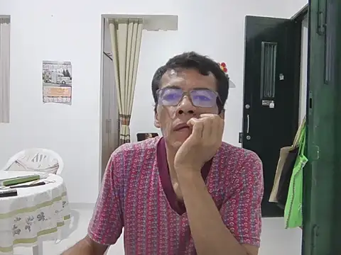 skinnylatino51 online show from October 14, 2025, 12:11 am