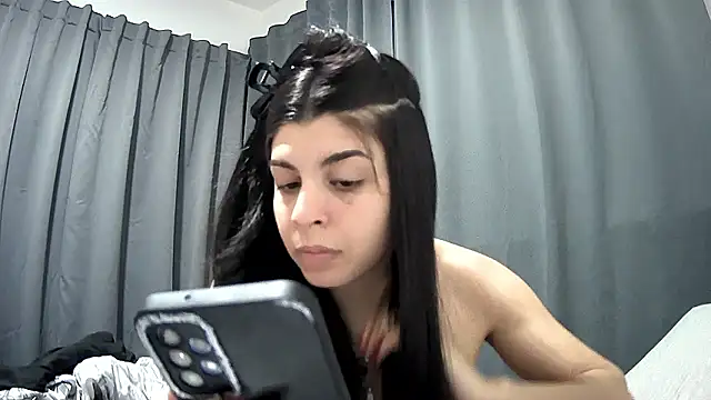 VioletaZein online show from January 9, 2026, 12:46 am