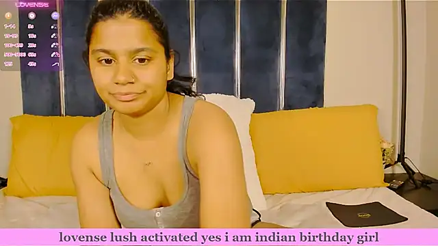 INDIANFLAME online show from October 17, 2025, 7:55 am