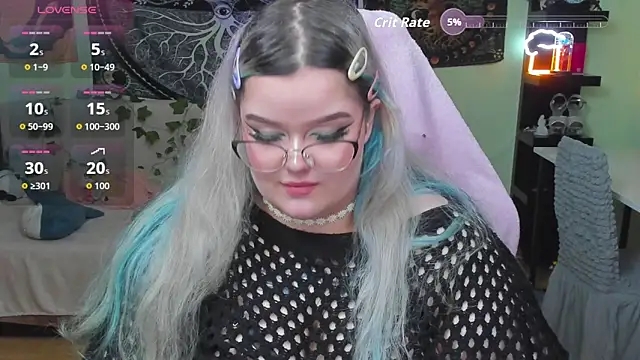 Snapshot of _CandyM1lky_ chatting on November 27, 2025, 7:21 am CandyM1lky online show from November 27, 2025, 7:21 am