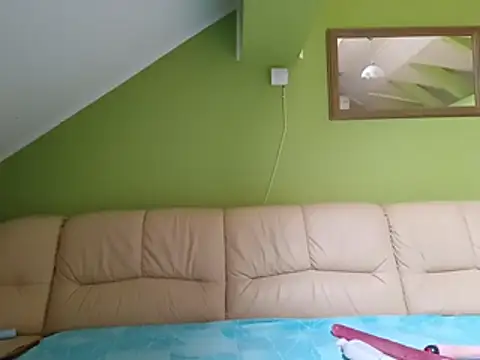 milf44milf online show from July 23, 2026, 1:53 pm