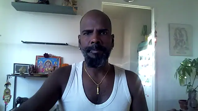 frenchblackc31 online show from October 15, 2025, 4:18 pm