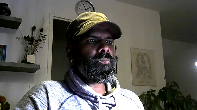 frenchblackc31 online show from November 22, 2025, 10:09 pm