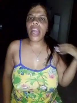 Snapshot of Esperanza_13 chatting on May 9, 2026, 2:39 am Esperanza 13 online show from May 9, 2026, 2:39 am