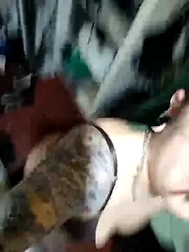 Dulcedeanis online show from October 24, 2025, 11:56 pm