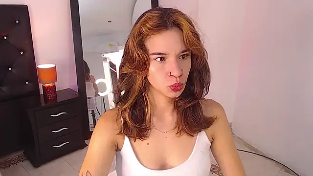 miascarlet 16 online show from November 27, 2025, 1:46 pm