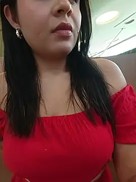 Snapshot of Lambedora_69 chatting on August 4, 2026, 8:55 pm Lambedora 69 online show from August 4, 2026, 8:55 pm