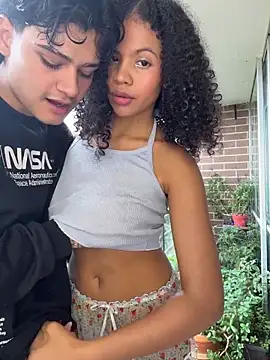 Rose-andres online show from March 30, 2026, 7:59 pm