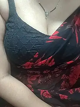 Snapshot of Anuforyou19 chatting on September 12, 2025, 5:13 pm Anuforyou19 online show from September 12, 2025, 5:13 pm