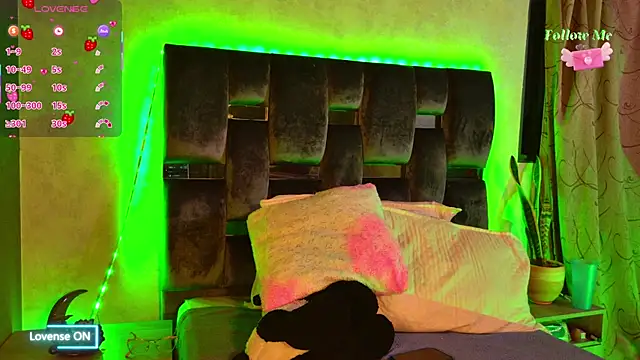 Snapshot of Taurito___ chatting on November 6, 2025, 5:30 am Taurito online show from November 6, 2025, 5:30 am