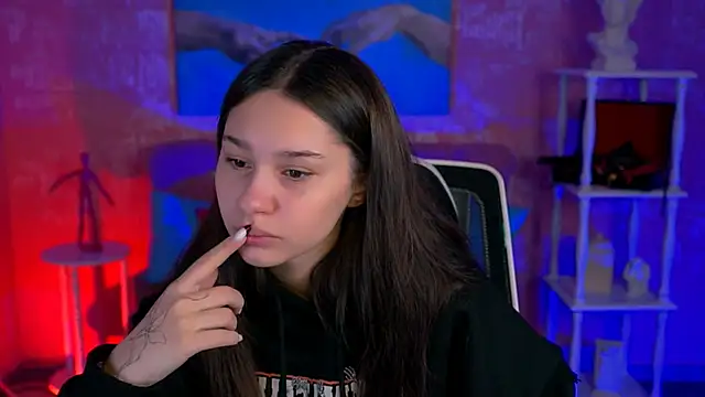 Snapshot of KimClarks_ chatting on October 7, 2025, 4:53 am KimClarks  online show from October 7, 2025, 4:53 am