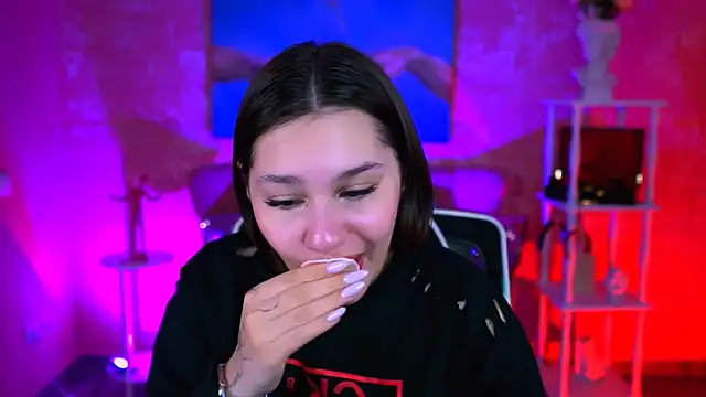 KimClarks  online show from February 22, 2026, 3:07 am