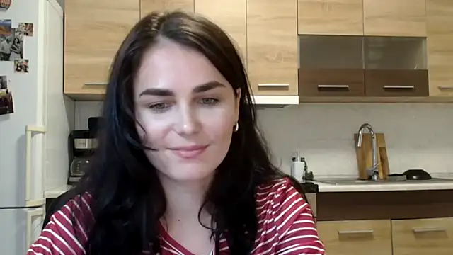 Snapshot of Silviaa_a chatting on October 7, 2025, 3:42 pm Silviaa a online show from October 7, 2025, 3:42 pm