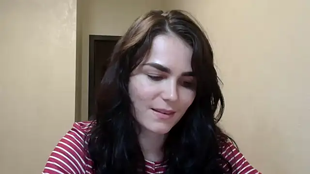 Snapshot of Silviaa_a chatting on October 9, 2025, 8:40 pm Silviaa a online show from October 9, 2025, 8:40 pm
