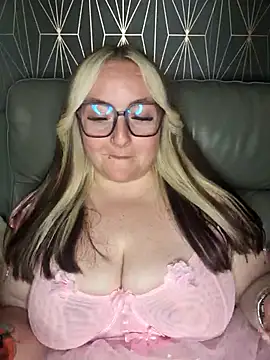 BBW Diamond xox online show from September 14, 2025, 8:30 pm