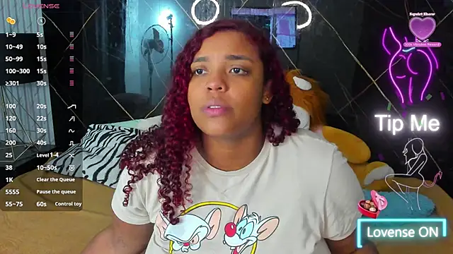 Alaia Gutierrez online show from November 9, 2025, 11:36 pm