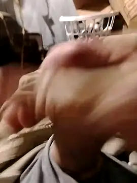 Snapshot of helldonk chatting on April 4, 2026, 11:08 am helldonk online show from April 4, 2026, 11:08 am