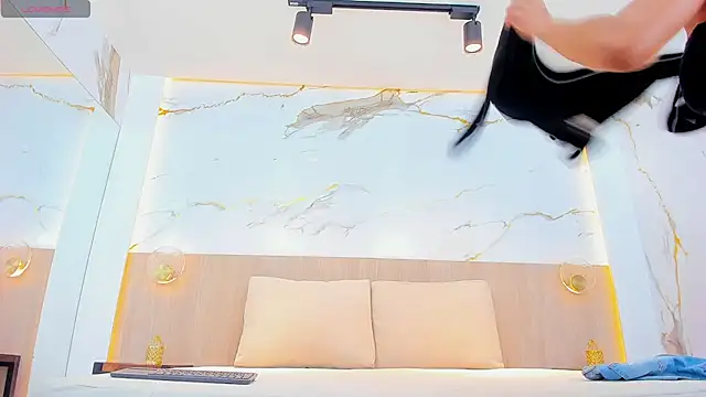 susan elliot online show from January 6, 2026, 11:58 am