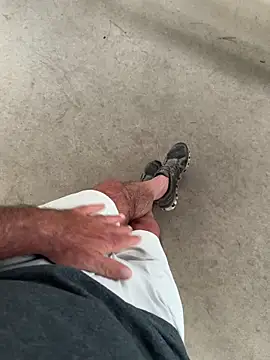 cyclone1212 online show from April 26, 2026, 10:57 am