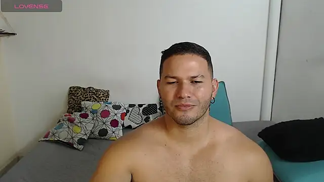 Snapshot of Tim_mz01 chatting on May 31, 2026, 6:20 pm Tim mz01 online show from May 31, 2026, 6:20 pm