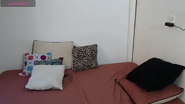 Snapshot of Tim_mz01 chatting on June 9, 2026, 5:57 pm Tim mz01 online show from June 9, 2026, 5:57 pm