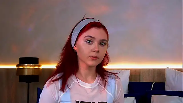 Nora  Ray online show from June 6, 2026, 7:29 pm
