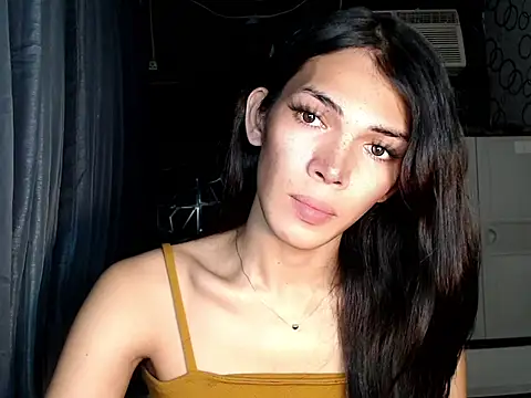 ladyhotcuming online show from August 3, 2026, 12:31 am