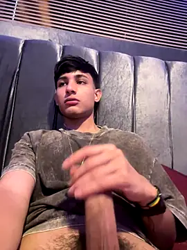 Snapshot of cody_fox10 chatting on November 14, 2025, 8:07 pm cody fox10 online show from November 14, 2025, 8:07 pm