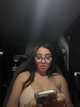 Michelle Zoe online show from June 11, 2026, 1:05 am