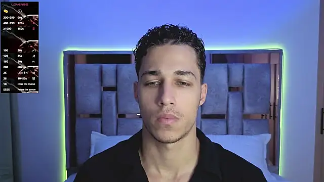 orionblaze69  online show from September 18, 2025, 11:40 pm