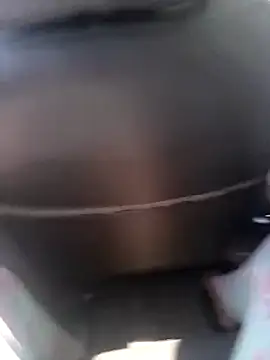 Snapshot of Fernanda30 chatting on October 27, 2025, 4:11 pm Fernanda30 online show from October 27, 2025, 4:11 pm