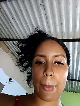Fernanda30 online show from May 16, 2026, 12:18 am