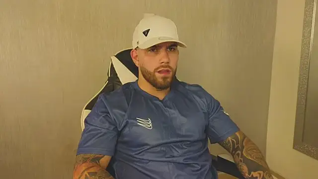 Ades Lowe online show from November 1, 2025, 12:29 pm