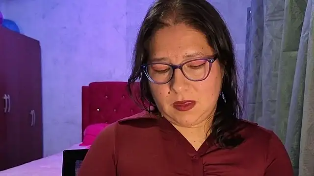 scarlett widow  online show from January 9, 2026, 4:48 am