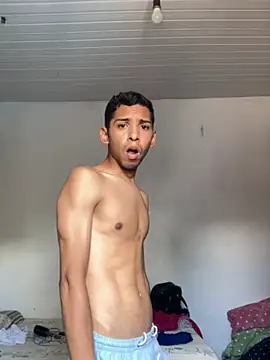 Oqui online show from October 6, 2025, 2:58 pm