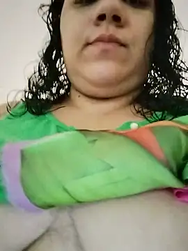 Snapshot of Mari29patty chatting on May 27, 2026, 3:09 pm Mari29patty online show from May 27, 2026, 3:09 pm