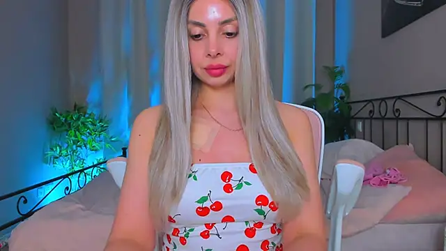 Snapshot of VelvetEliza chatting on April 25, 2026, 8:50 pm VelvetEliza online show from April 25, 2026, 8:50 pm