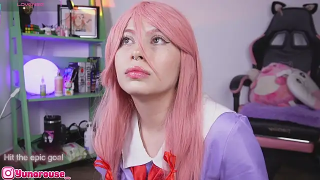 YunoRose  online show from October 26, 2025, 1:44 am