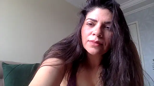 Snapshot of Melissa_Noir chatting on October 15, 2025, 12:38 pm Melissa Noir online show from October 15, 2025, 12:38 pm