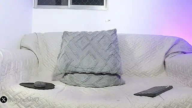 ReyPablo1 online show from April 19, 2026, 10:03 am