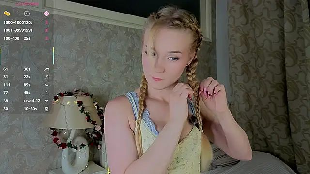 Snapshot of Emma_Frosty chatting on June 10, 2026, 10:19 pm Emma Frosty online show from June 10, 2026, 10:19 pm
