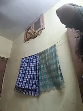 Villageanuty online show from November 9, 2025, 6:23 am