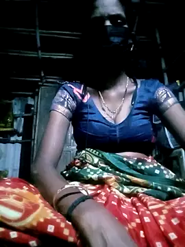 Snapshot of Tamilauntyhot chatting on October 11, 2025, 2:26 pm Tamilauntyhot online show from October 11, 2025, 2:26 pm