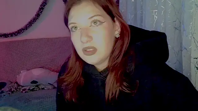 Lily Ember online show from January 16, 2026, 8:13 pm