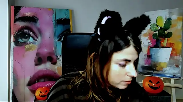 MartaEdams online show from October 27, 2025, 6:17 am