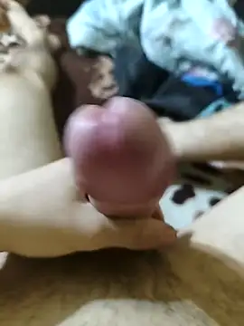 andrei232342 online show from March 11, 2026, 9:32 pm