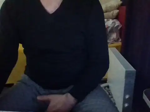 Snapshot of st206boy chatting on October 1, 2025, 11:33 pm st206boy online show from October 1, 2025, 11:33 pm