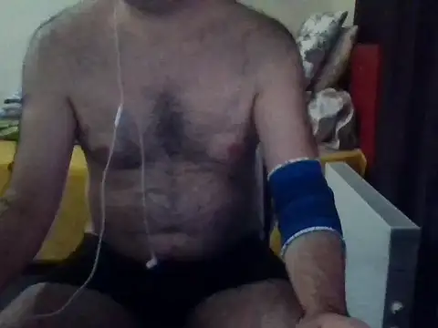 Snapshot of st206boy chatting on October 4, 2025, 11:47 pm st206boy online show from October 4, 2025, 11:47 pm