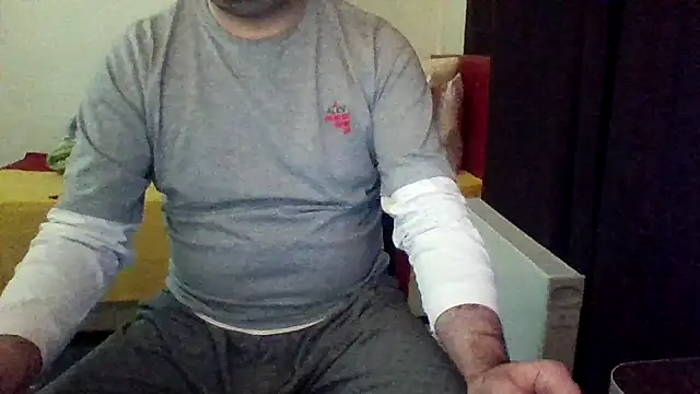 st206boy online show from February 22, 2026, 10:19 pm